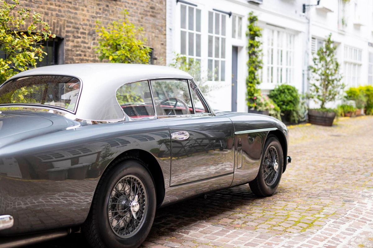 Aston Martin DB2/4 MK II Hardtop Coupé for sale in London at Heritage Classic
