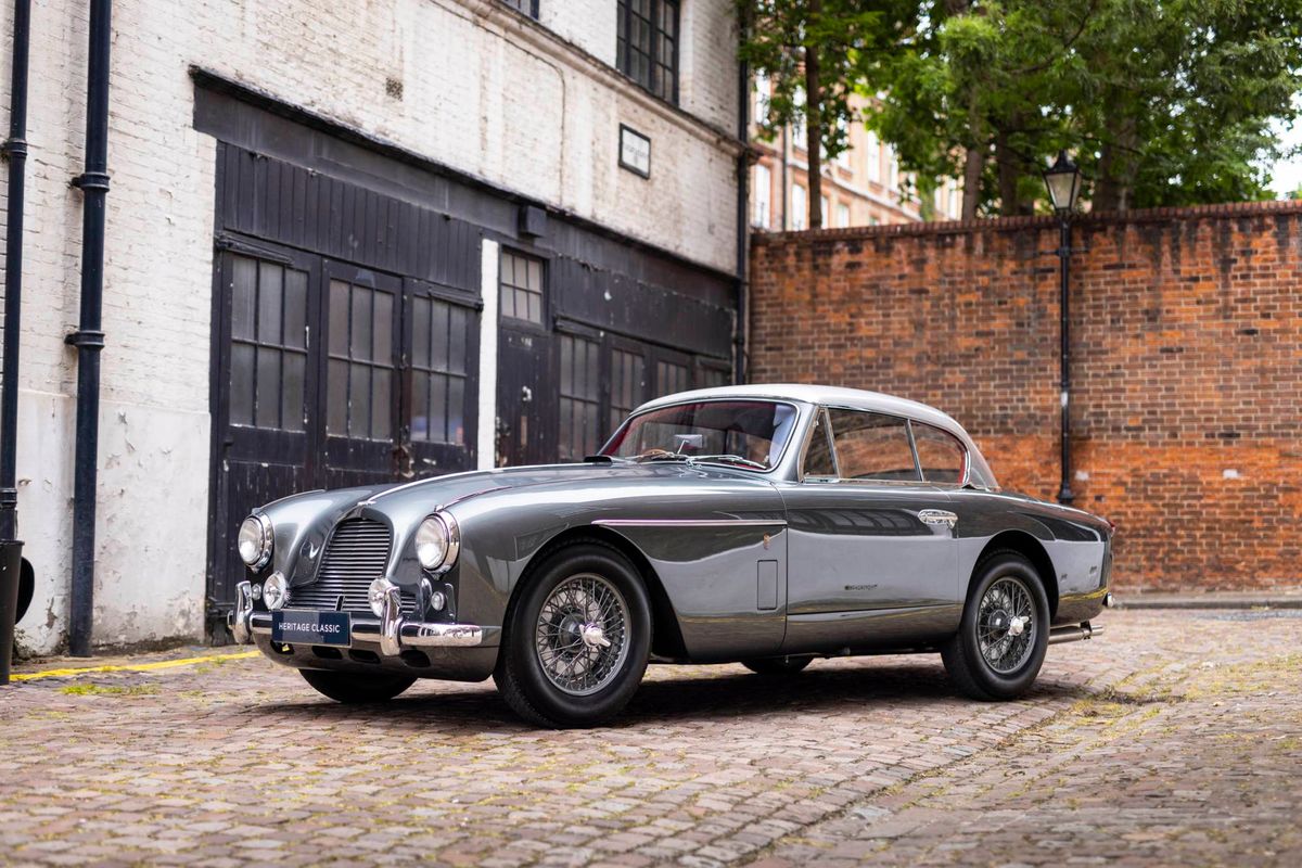 Aston Martin DB2/4 MK II Hardtop Coupé for sale in London at Heritage Classic