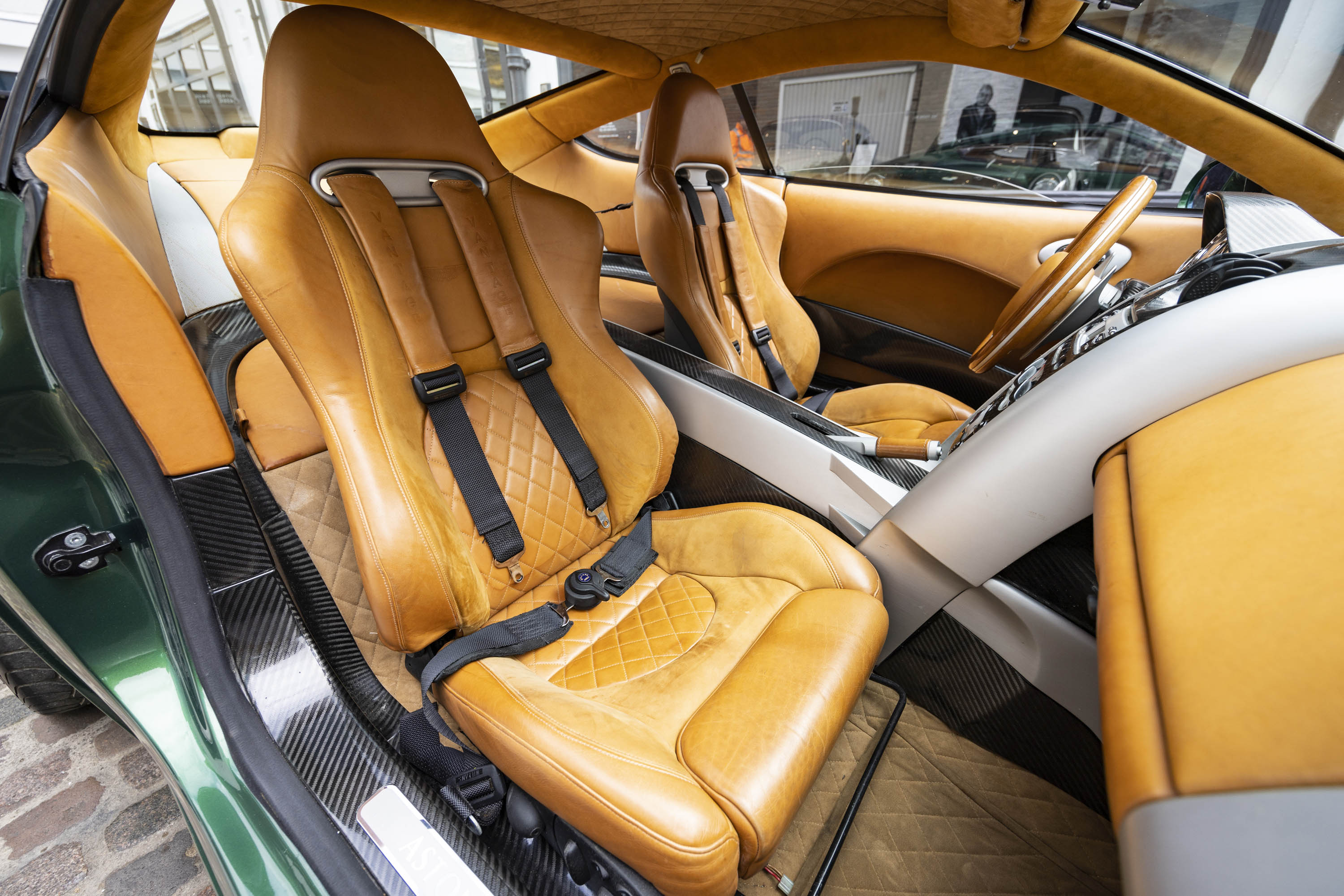 メイクアップ特注　Aston Martin プロジェクト　ヴァンテージ　1998 Aston Martin Project Vantage Concept Car (1998) - pictures