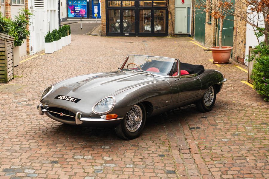 1961 Jaguar E-Type Series 1 Roadster 'Outside Bonnet Lock' - 'Flat Floor'