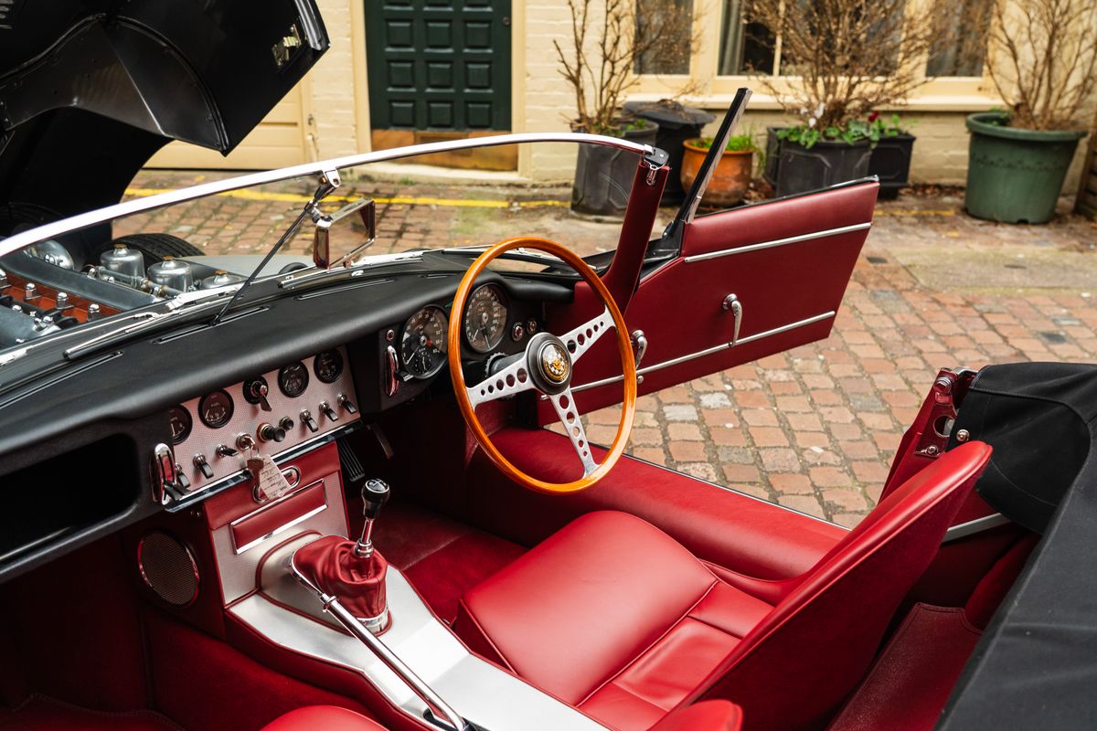 1961 Jaguar E-Type Series 1 Roadster 'Outside Bonnet Lock' - 'Flat Floor' for sale in London at Heritage Classic