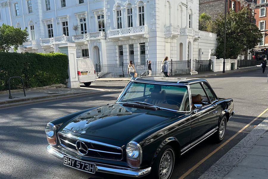 1970 Mercedes  280SL Pagoda