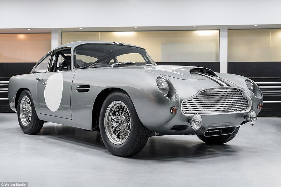 2017 Aston Martin DB4 GT Continuation