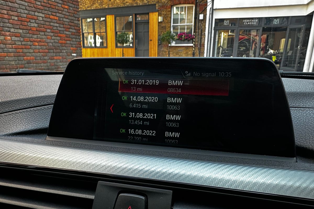 2019 BMW 340i Touring for sale in London at Heritage Classic