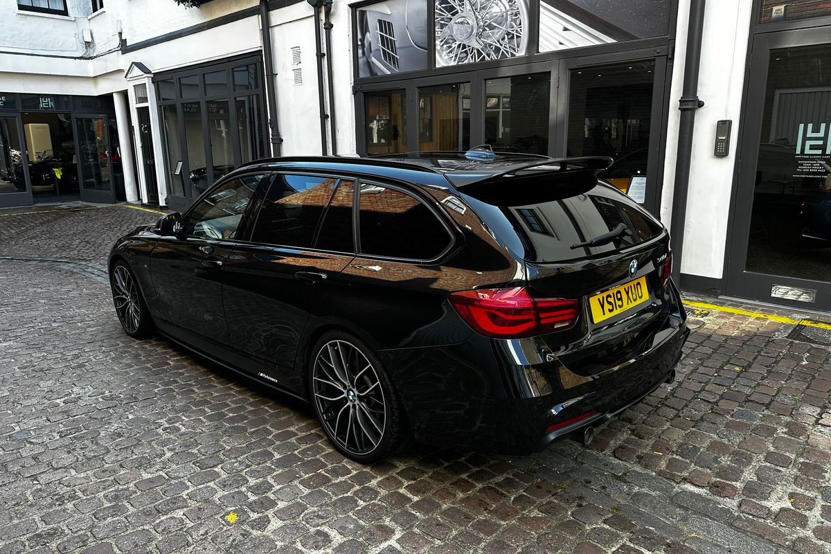 2019 BMW 340i Touring for sale in London at Heritage Classic